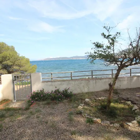 Holiday home Cap De Ras - Casa Individual Situada En Primera Linea De Mar, Con Magnificas Vistas De La Playa De Cap De Ras De - Es-228-185 Llanca